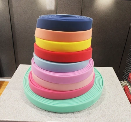 PVC Vs TPU Vs TPE Coated Webbing: Which Should Pet Brands Choose
