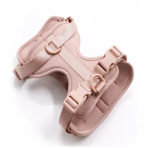 How Dog Harnesses Are Made: Materials, Webbing & Hardware