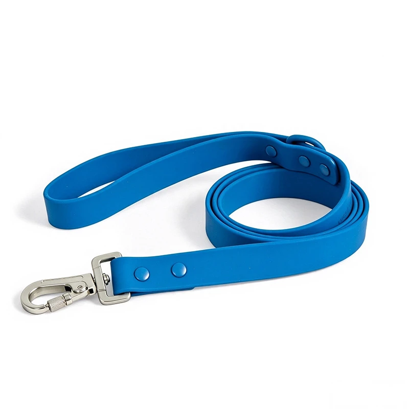 PVC pet leash with handle and metal snap hook PVC pet leash with handle and metal snap hook